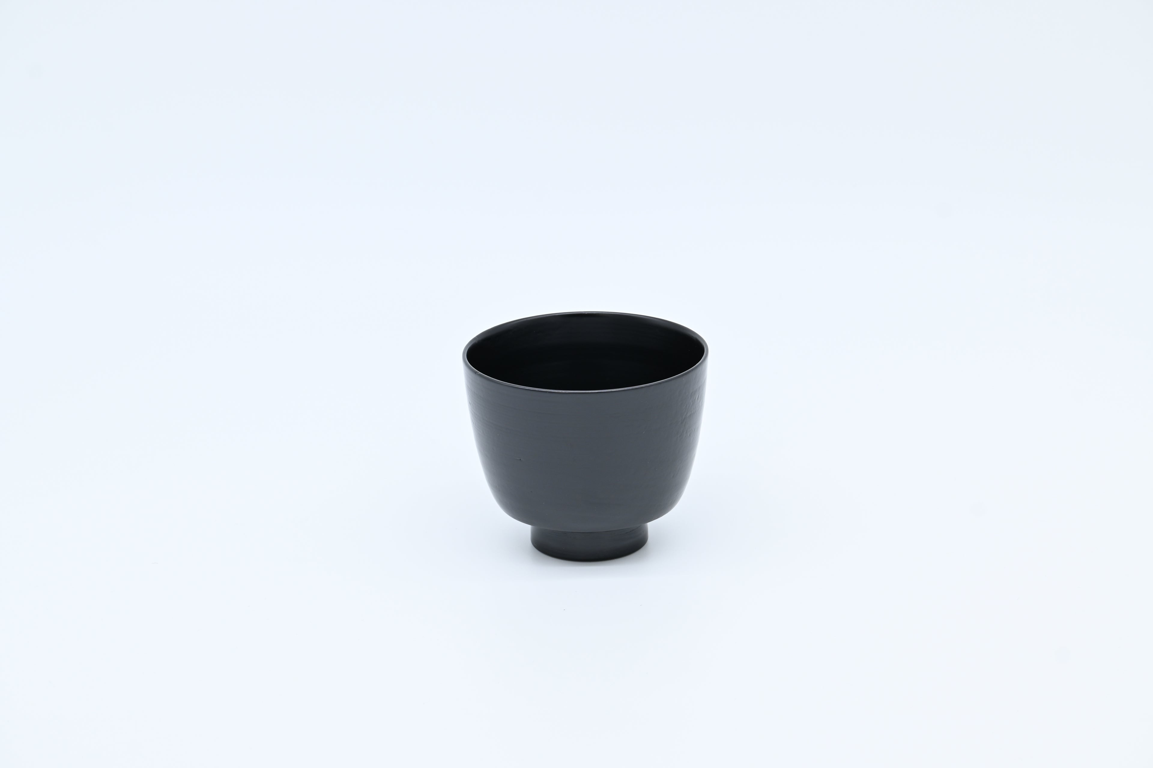 木漆工とけし　 壺椀　黒（小高)/Moku-Shikko Tokeshi — Tsubowan Bowl (Small/Tall) / Black