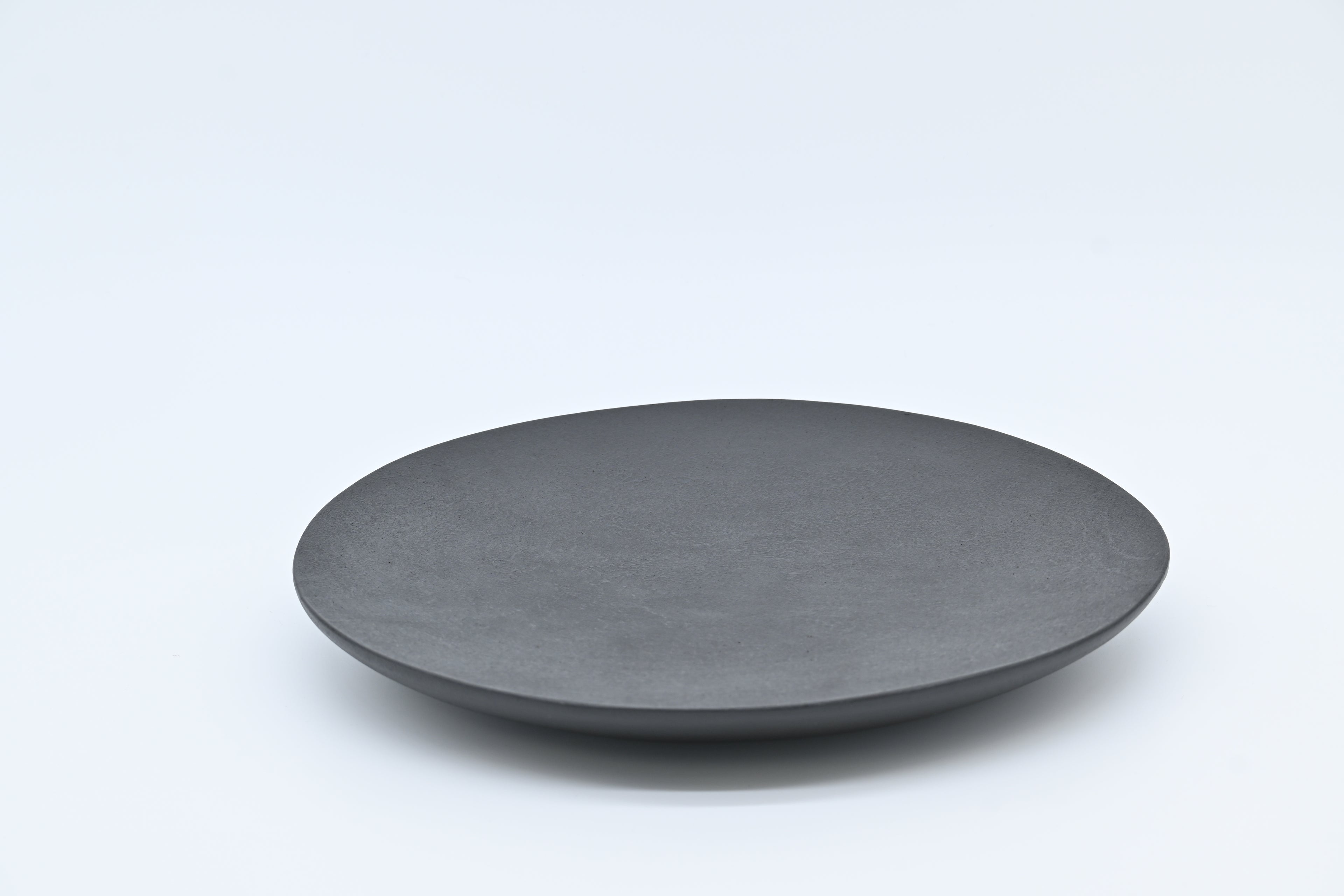 木漆工とけし　丸葉皿9寸 　黒/Moku-Shikko Tokeshi — Maruba (Round Leaf) Plate 9-sun / Black
