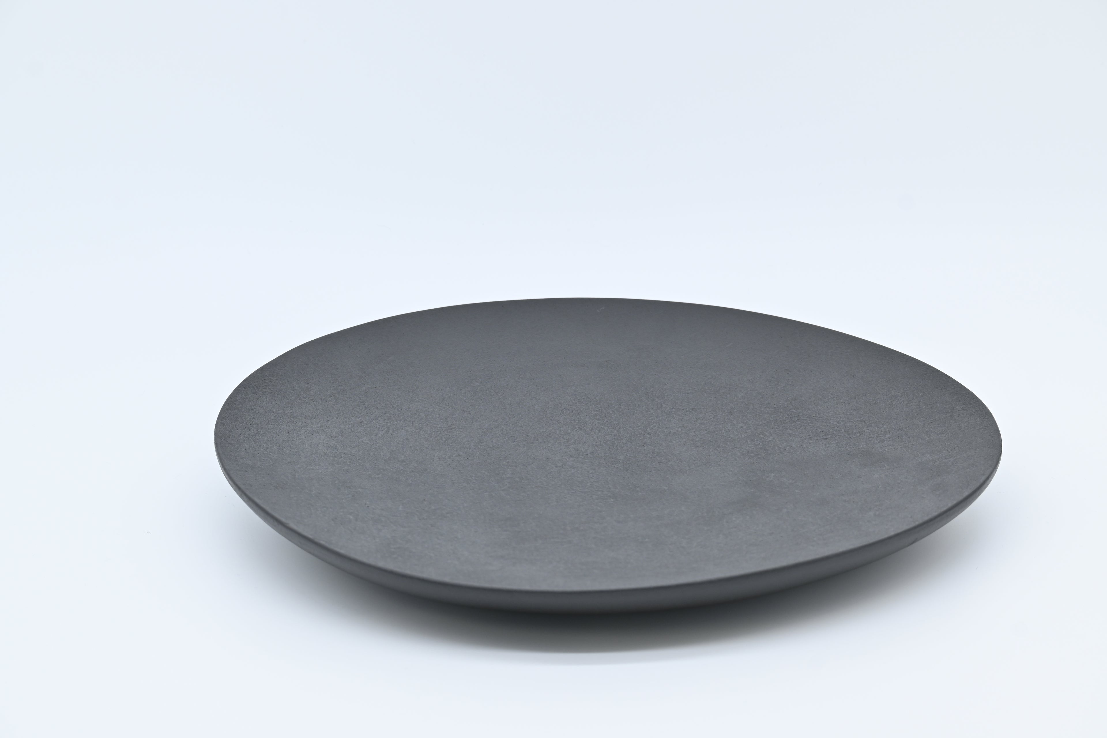 木漆工とけし 丸葉皿 1尺  黒/Moku-Shikko Tokeshi — Maruba (Round Leaf) Plate 1-shaku / Black