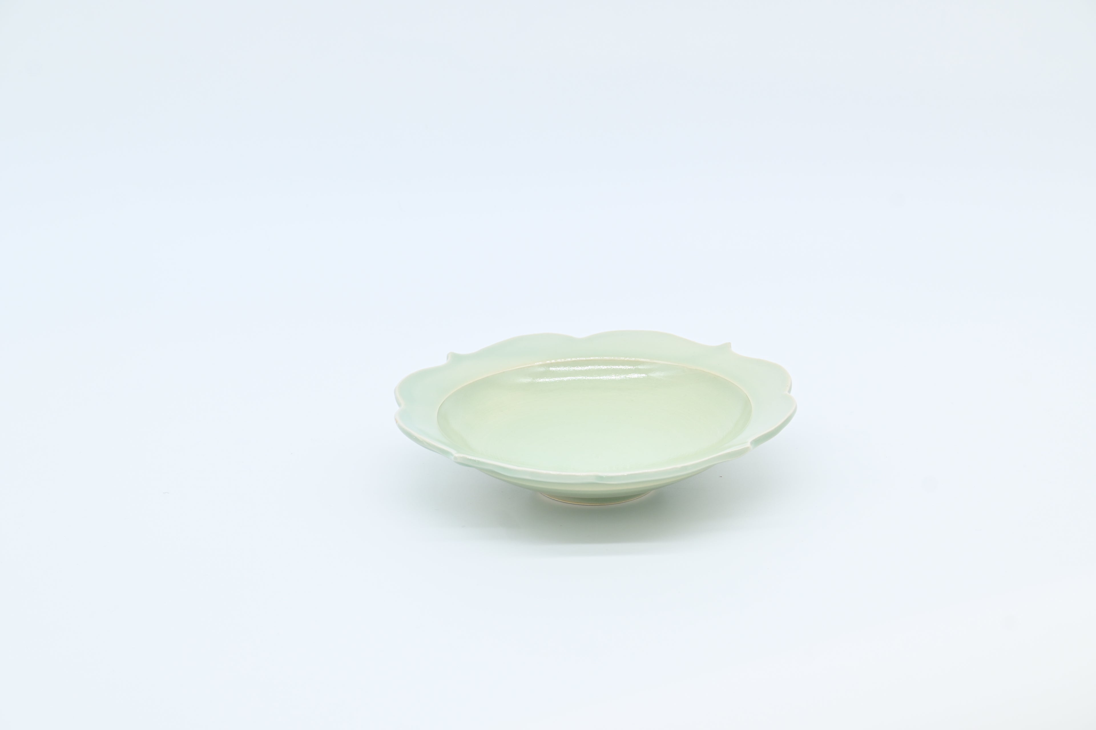 monohanako 陶器 チャクラ皿　M/緑青磁 /monohanako — Chakra Plate (M) / Green Celadon