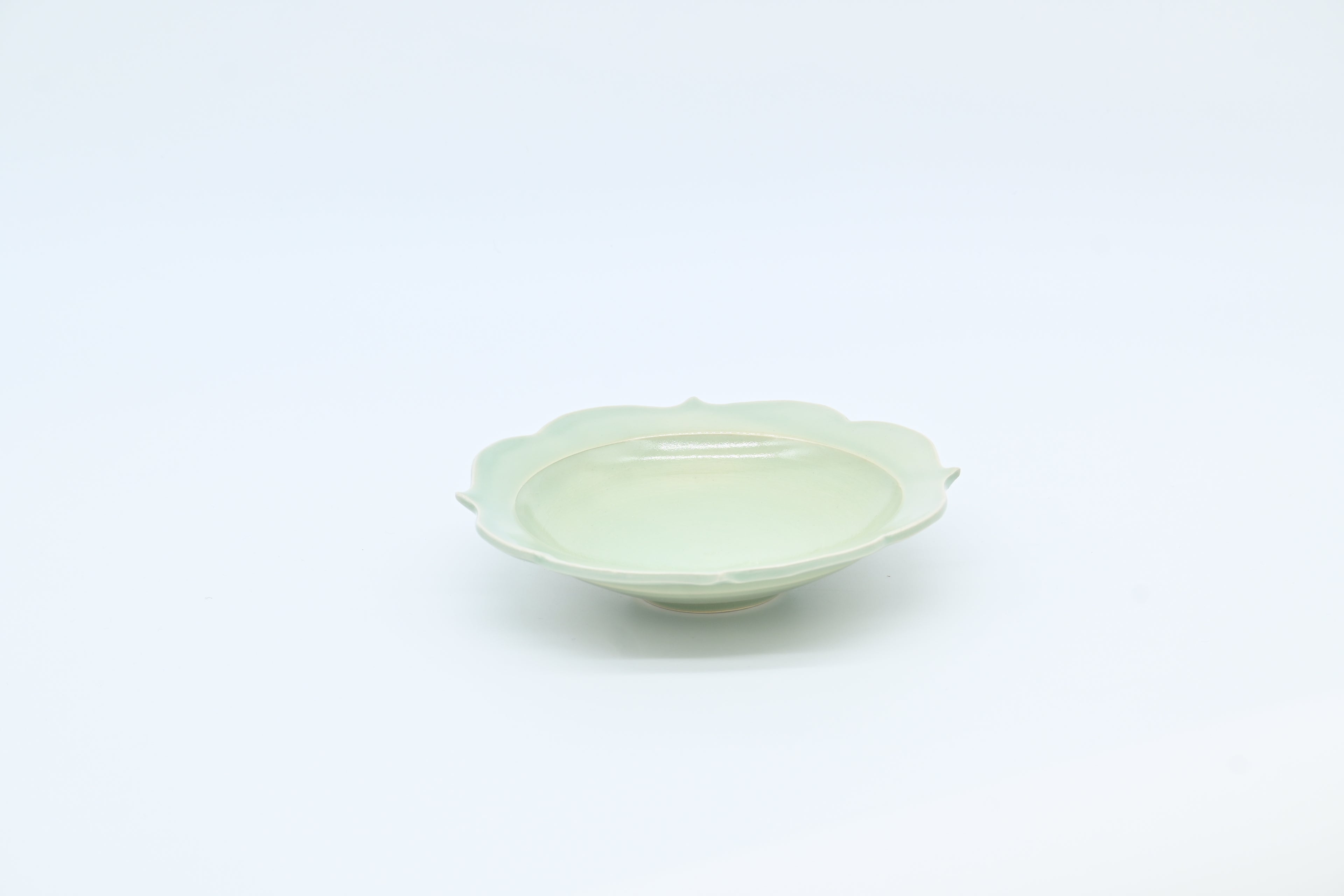 monohanako 陶器 チャクラ皿　M/緑青磁 /monohanako — Chakra Plate (M) / Green Celadon